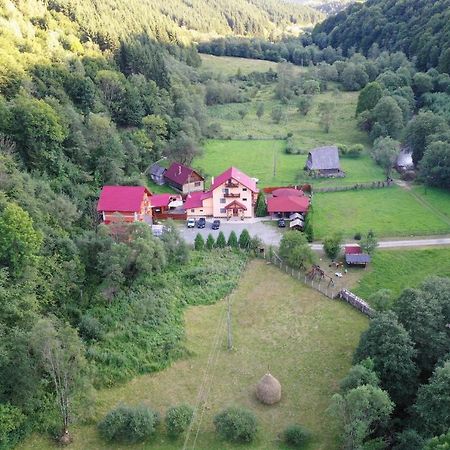 Pensiunea Claudia Scrind-Frasinet Bagian luar foto